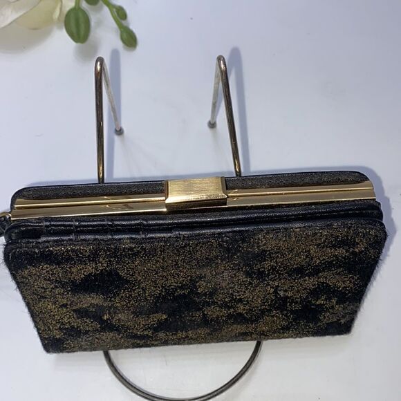 Gold Sparkly Wristlet   - Picture 5 of 9